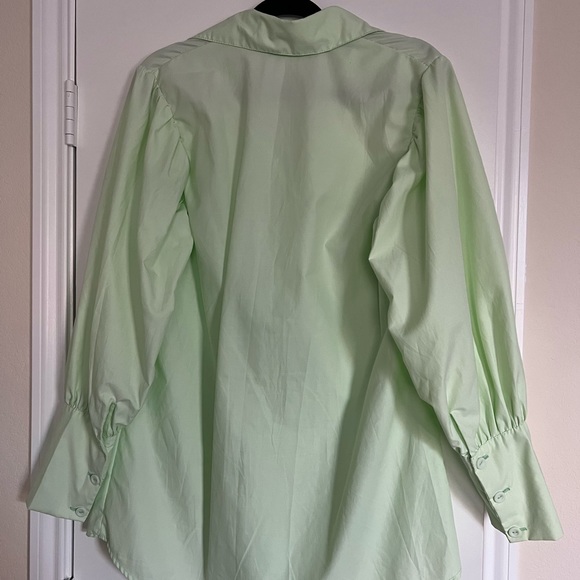 Over sized button down - Picture 2 of 2